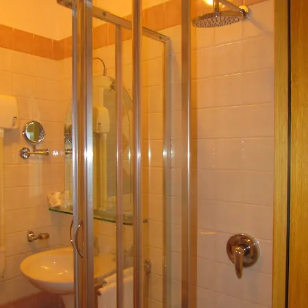Hotell Martino 3*
