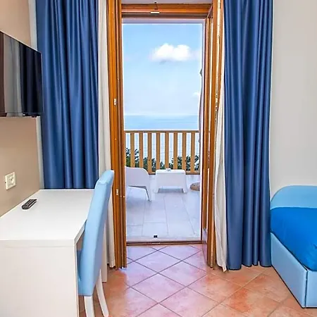 Martino Hotel